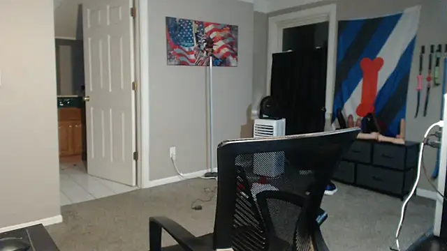 Michigan9000 Live XXX-Chat