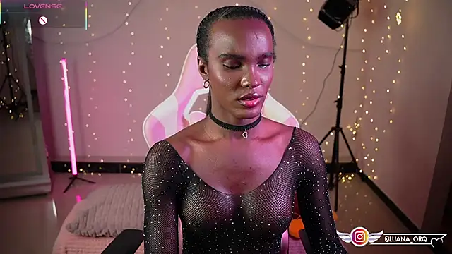 LuanaRisque Chat XXX live
