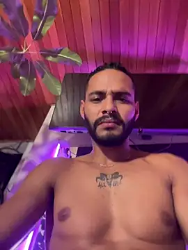 bigblack0111n Live XXX chat