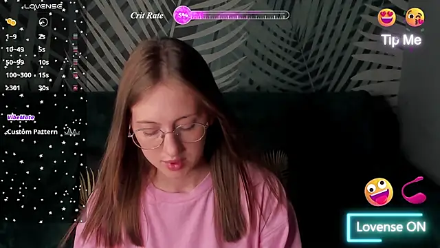 ChristyCrayme Chat XXX in diretta