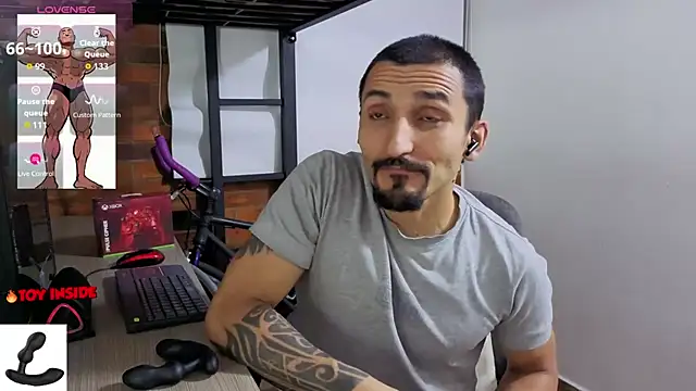 Chat XXX Live Marck_Muscle