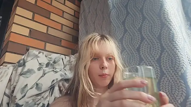 CowledScript's Live XXX Chat