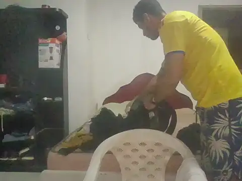 andres_12ad: απευθείας συνομιλία ΧΧΧ