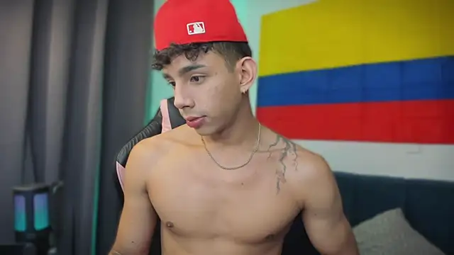 andy_cute22 élő XXX-chatje