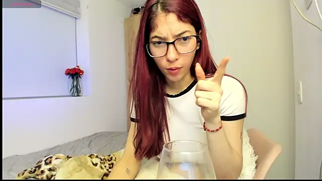SarahLee__'s Live XXX Chat