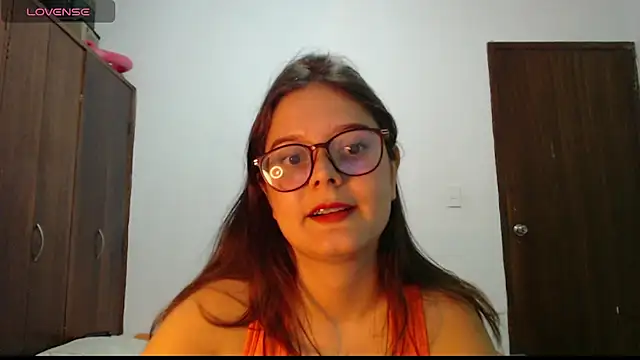 MadieeLorez লাইভ XXX চ্যাট