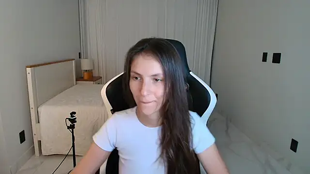 upssnowy Chat XXX live