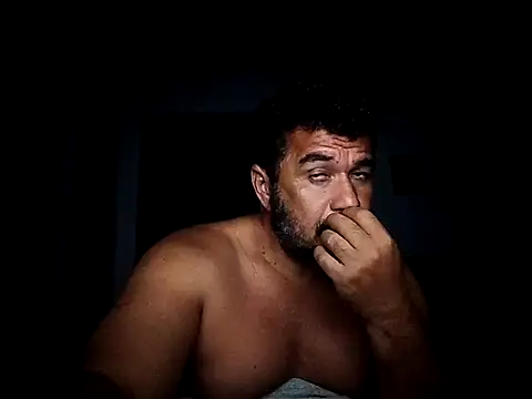 tarra122 élő XXX-chatje