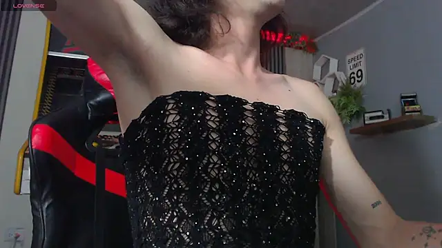 Alexaa_carter Adlı Modelin Canlı XXX Sohbeti