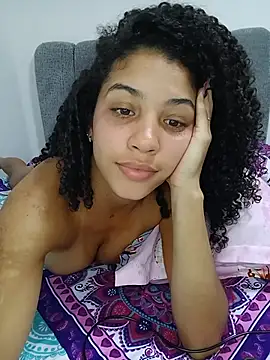 Chat XXX ao vivo de CurlyBitch