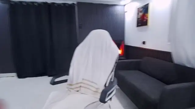 Онлайн чат XXX YourHotGreg