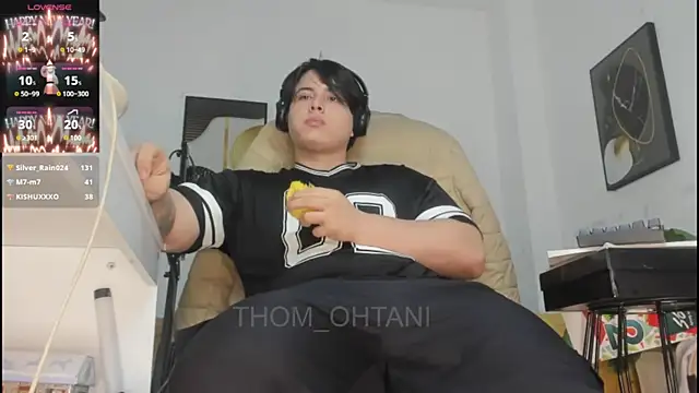 Živý XXX chat Thom_Ohtani