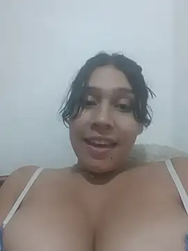 AnnyeliのライブXXXチャット