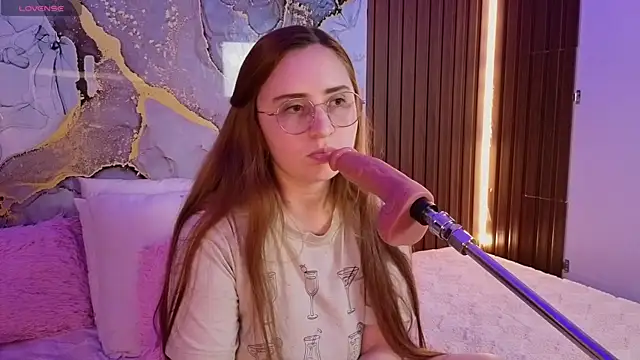 daddysgi1rl's Live XXX Chat