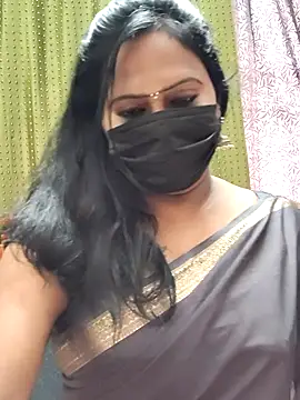 Meera_mia live XXX chat