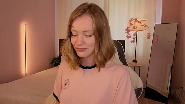 EvaHamilton's Live XXX Chat