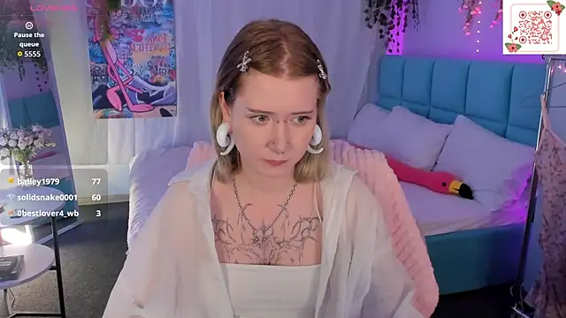 צ'אט XXX בשידור חי של Elira_Vane