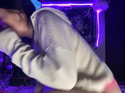 Lilactease Live XXX-chat