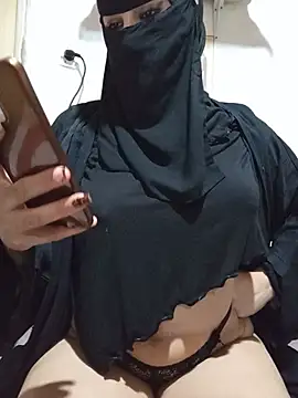 دردشة -Batta- الجنسية المباشرة
