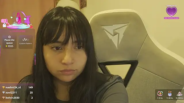 EmmitaGarcia 라이브 XXX 채팅