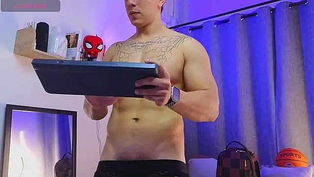 ASHTON_HILS Live XXX Chat