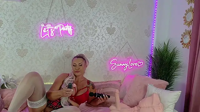 Chat XXX en directo de Sunnylove691