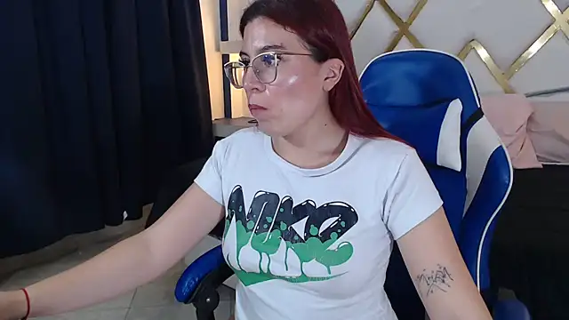 allison_mc – Naživo XXX chat