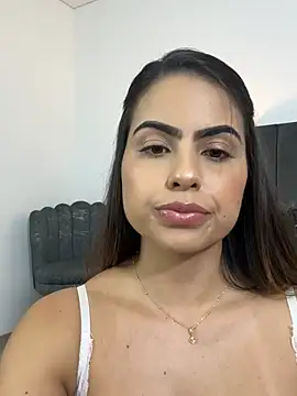 MadisonWilde Adlı Modelin Canlı XXX Sohbeti