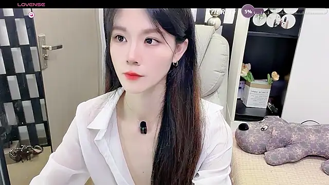 Yueyue-MM 现场XXX聊天
