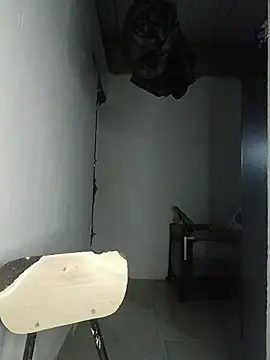 Chat +18 de Liancy ao vivo