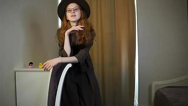 XXX chat uživo modela RosalieMontville