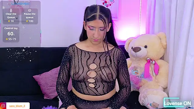 Sara_Blum Chat XXX in diretta
