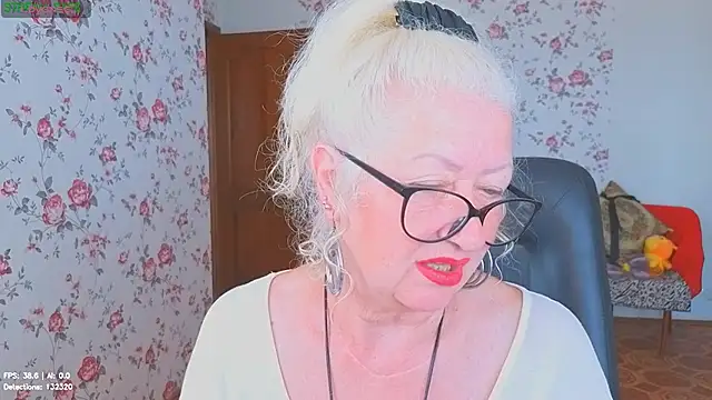 Maya_Mayflower 现场XXX聊天