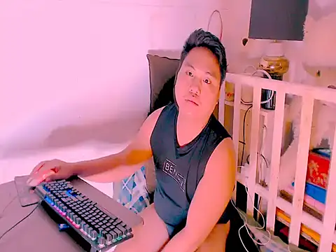 Онлайн чат XXX Hardking_69