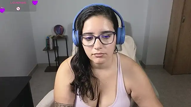 blue__moon_'s Live XXX Chat
