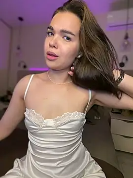BabyShy- – Live XXX-chat