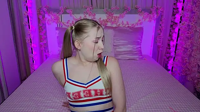 LilyStarlight's Live XXX Chat