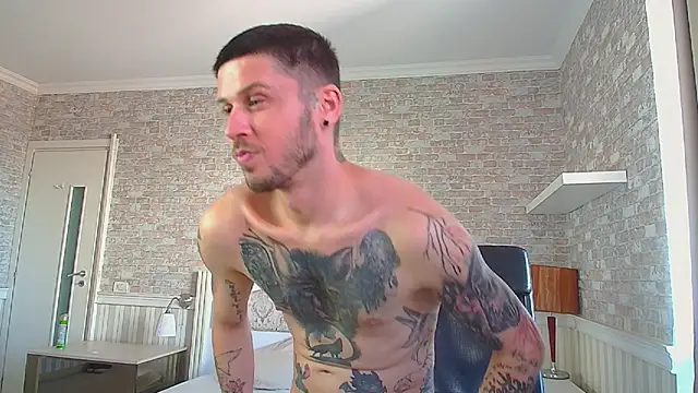 XXX chat uživo modela JonahShaw