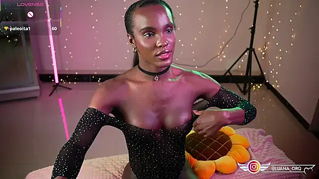 Chat XXX Live LuanaRisque