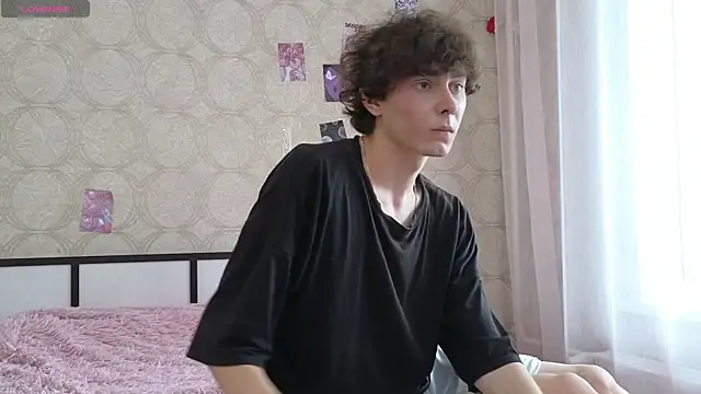 Chat +18 de Liam_Winss ao vivo