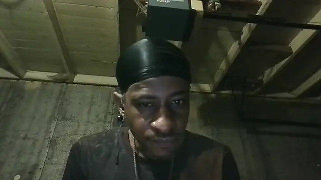 Leo99842's Live XXX Chat