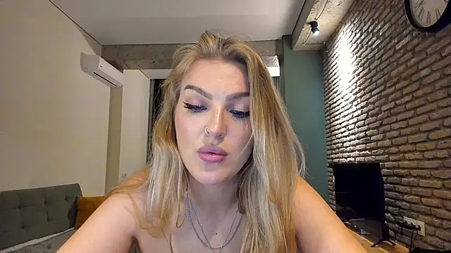 fifteenpoem Chat XXX live