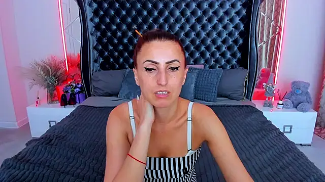Rebecca_Diamond Obrolan Langsung XXX