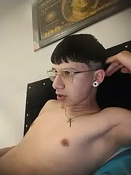 Malcon_mod live XXX chat
