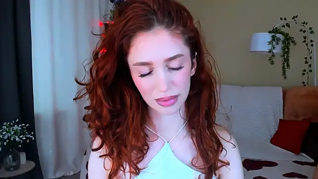ChristinaConteeree 即時 XXX 聊天