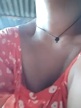 Chat +18 de Sweet-runi ao vivo