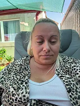 SabinaSweety Chat XXX live