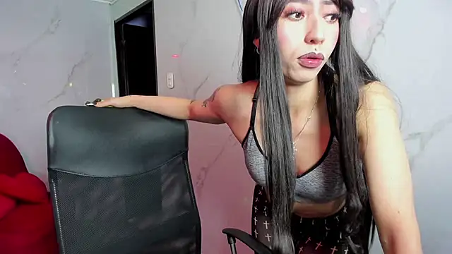 Chat XXX ao vivo de LilithCooperr_