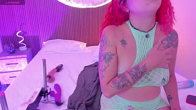 Chat XXX ao vivo de RoxanneStorm_