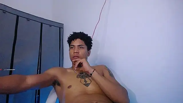Chatroom XXX en direct de LatinEvanoBBC